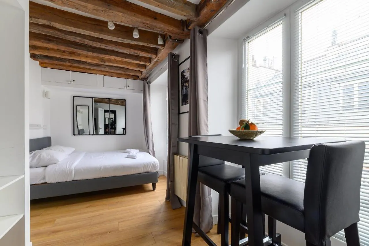 Apartment Parisrentstudio *