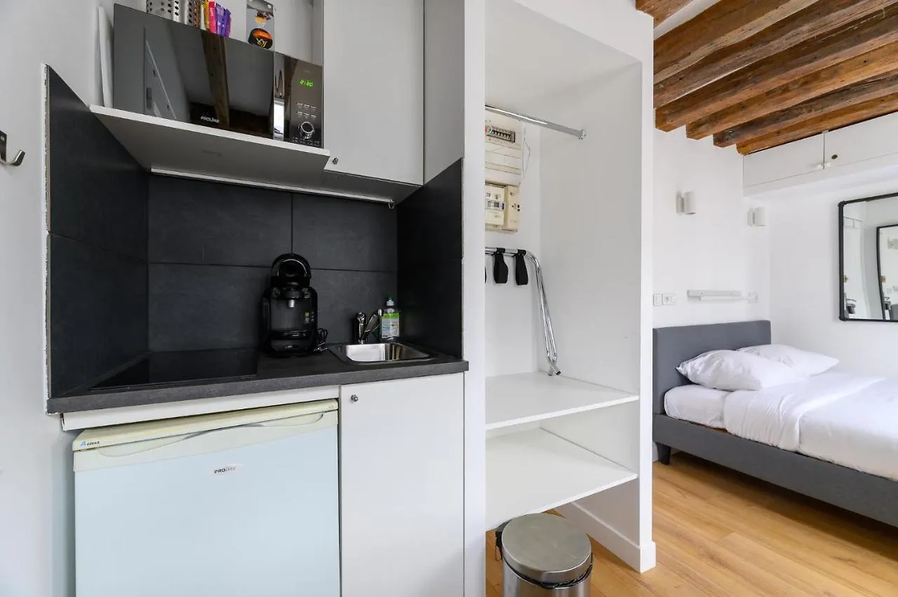 Apartment Parisrentstudio *